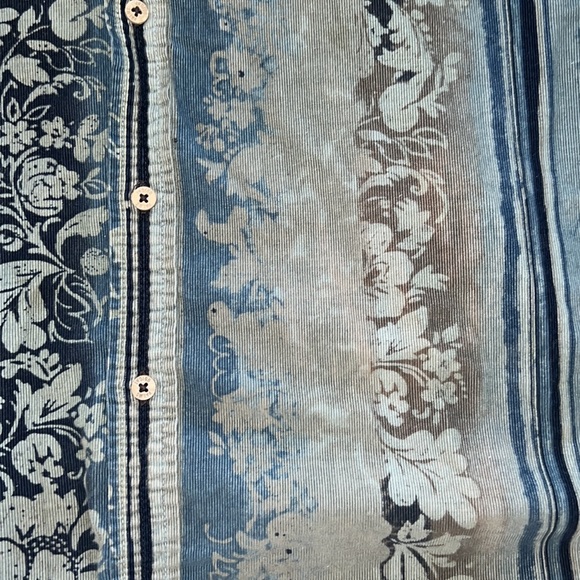 Indigo palms co denim tommy Bahama button down - Picture 5 of 5